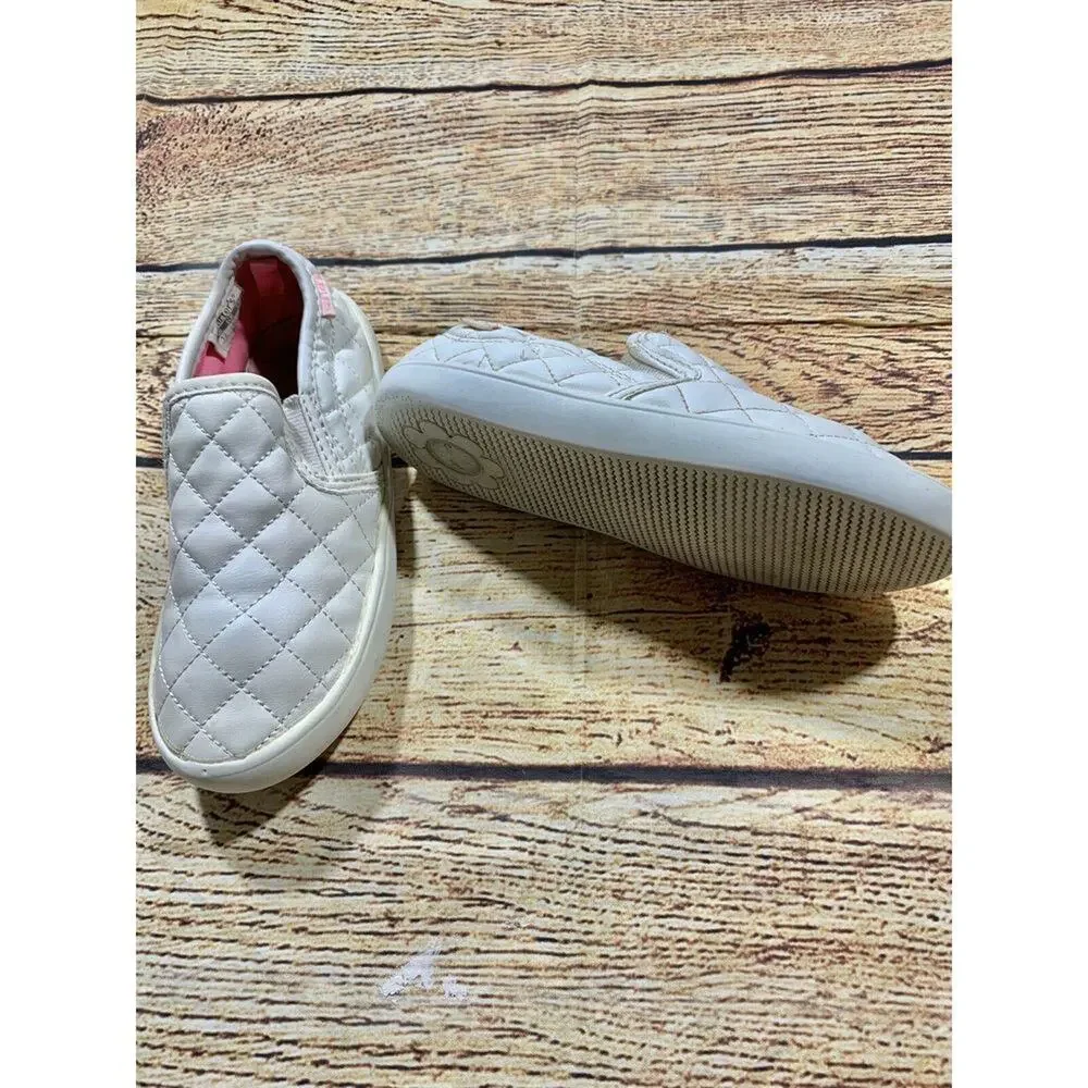 Girls Carters Shoes White Quilted Pattern Size 12 Leather
